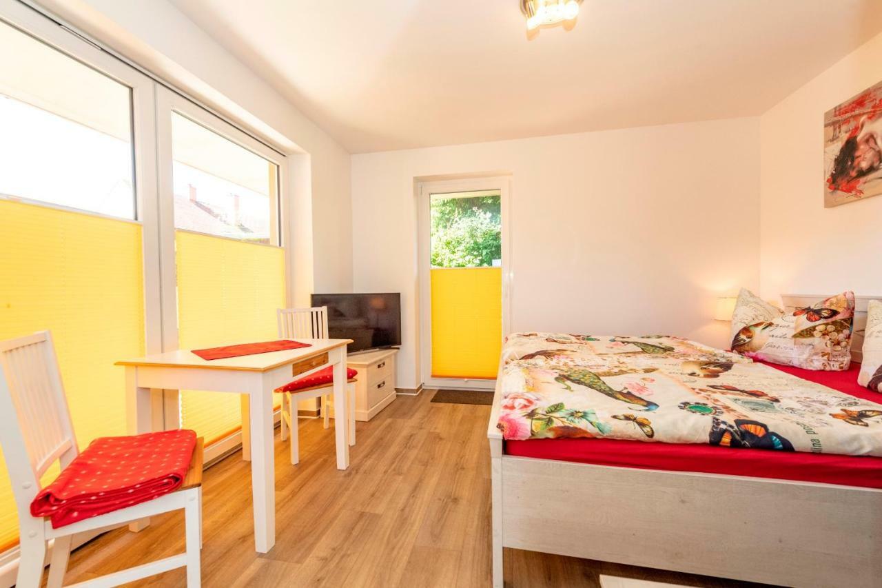 Villa Mia Nr 1 Mit Terrasse Eg 1 Raum Wohnung เกอเรน ภายนอก รูปภาพ