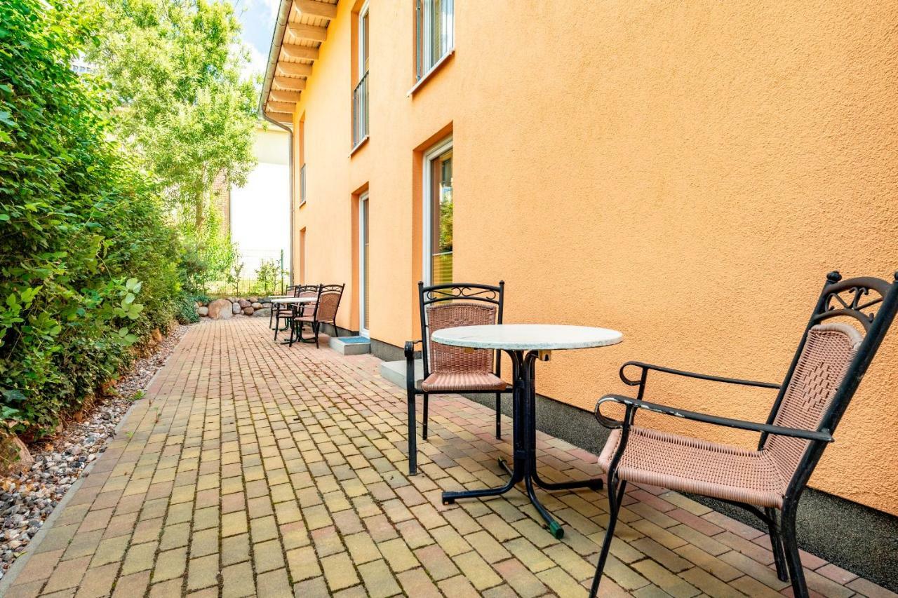 Villa Mia Nr 1 Mit Terrasse Eg 1 Raum Wohnung เกอเรน ภายนอก รูปภาพ