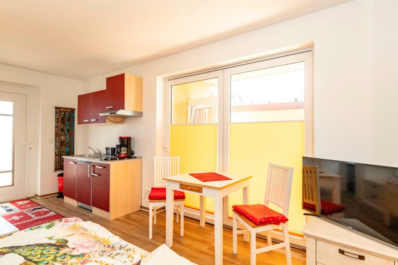 Villa Mia Nr 1 Mit Terrasse Eg 1 Raum Wohnung เกอเรน ภายนอก รูปภาพ